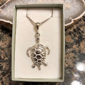 STERLING SILVER SEA TURTLE PENDANT 179.00 NWT